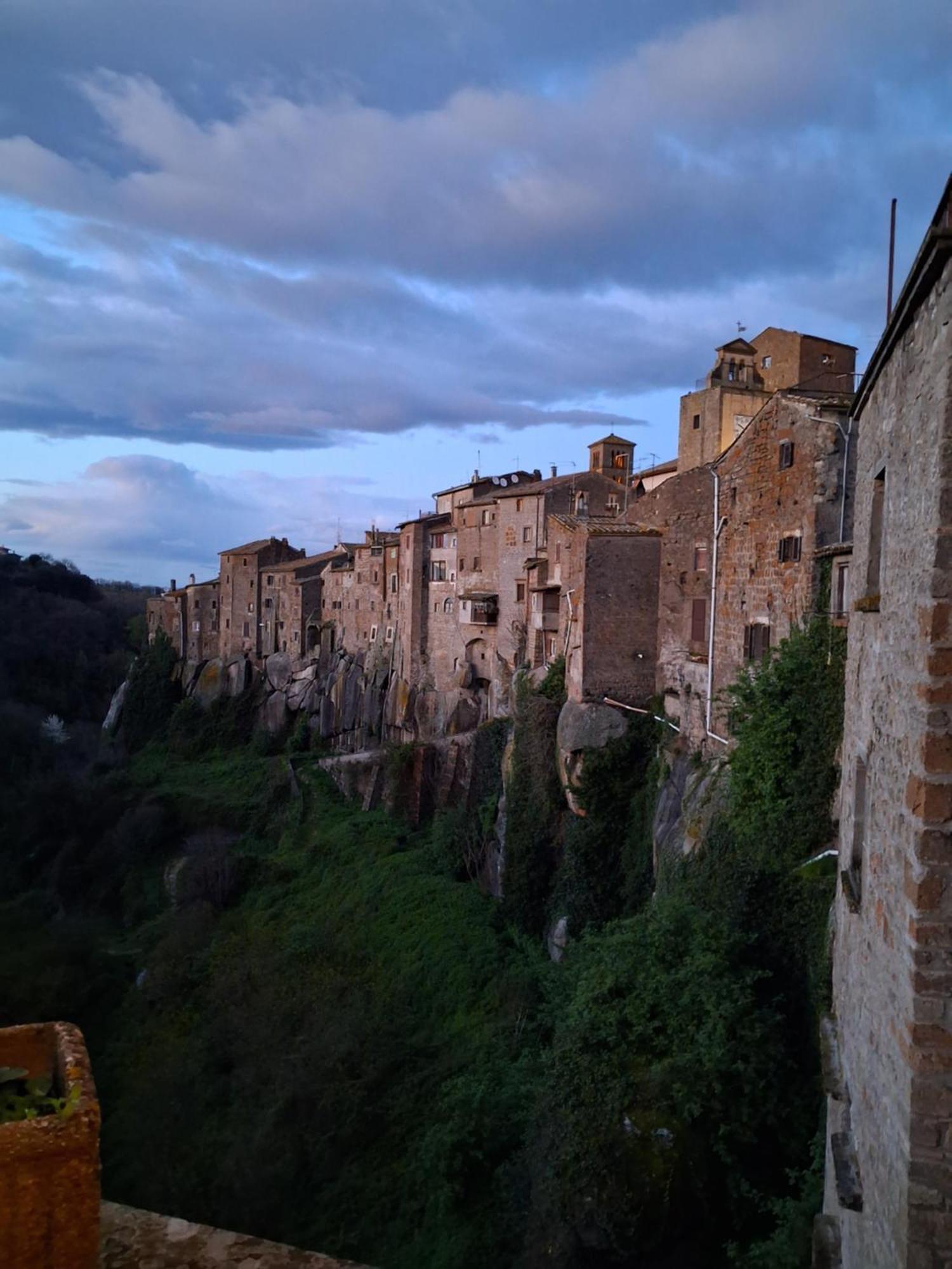 Sospesi Nel Borgo Vitorchiano Luaran gambar