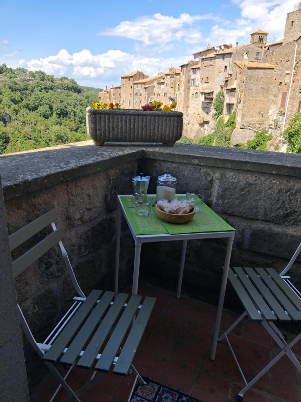 Sospesi Nel Borgo Vitorchiano Luaran gambar