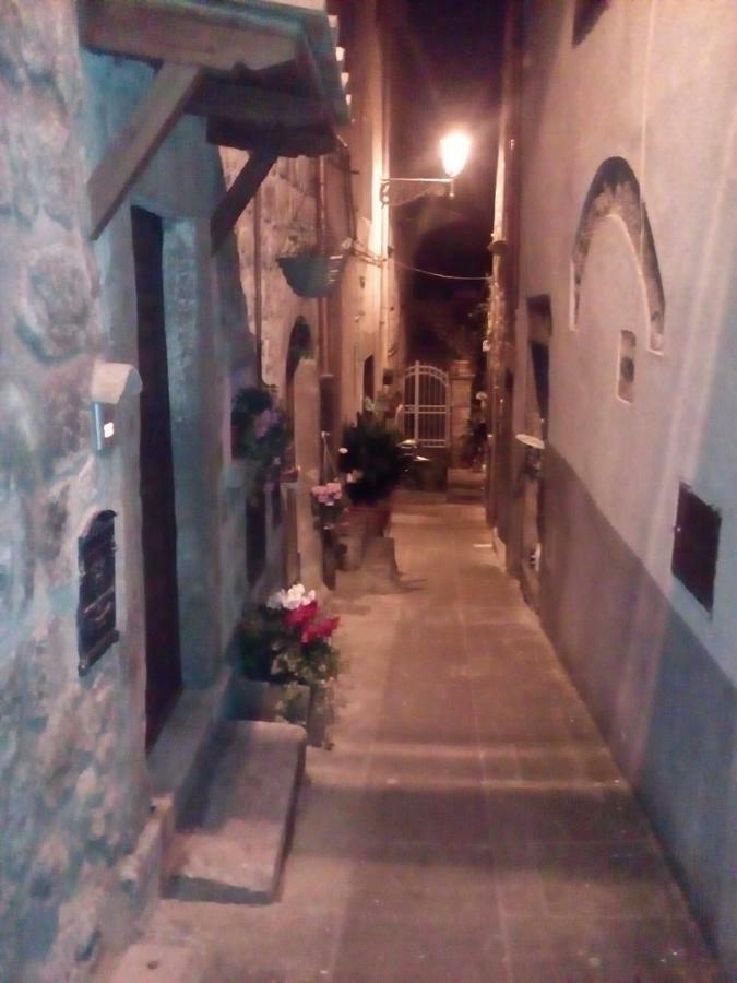 Sospesi Nel Borgo Vitorchiano Luaran gambar
